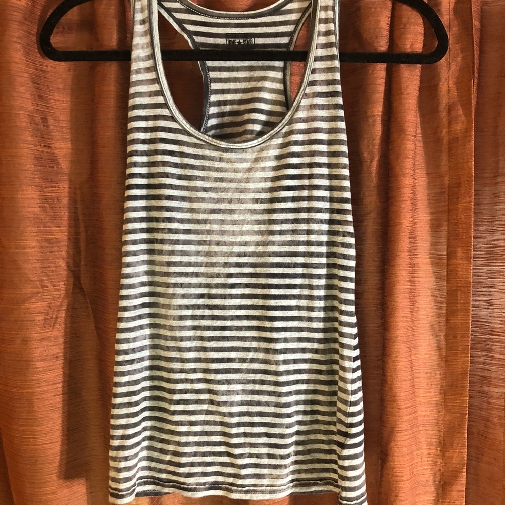 ☀️ Grey striped tank